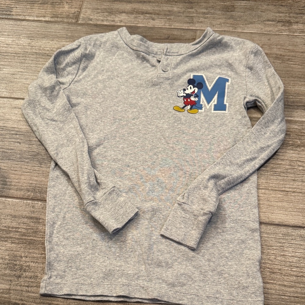 GAP Light Gray Kids Pajama Top with Blue Letter